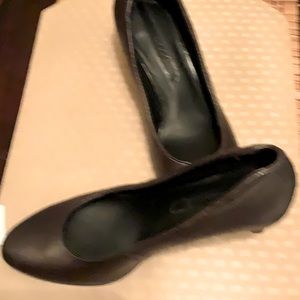 ECCO Bronze Leather Ribbed Pumps Heels 40 Brown Black Classic Chic